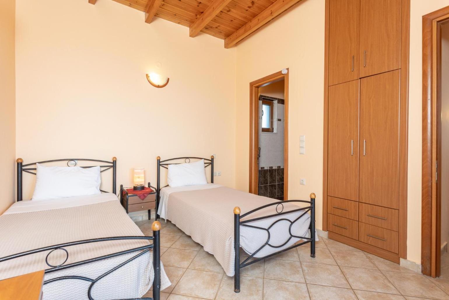 Villa Aetos Vasilikiádhes Esterno foto